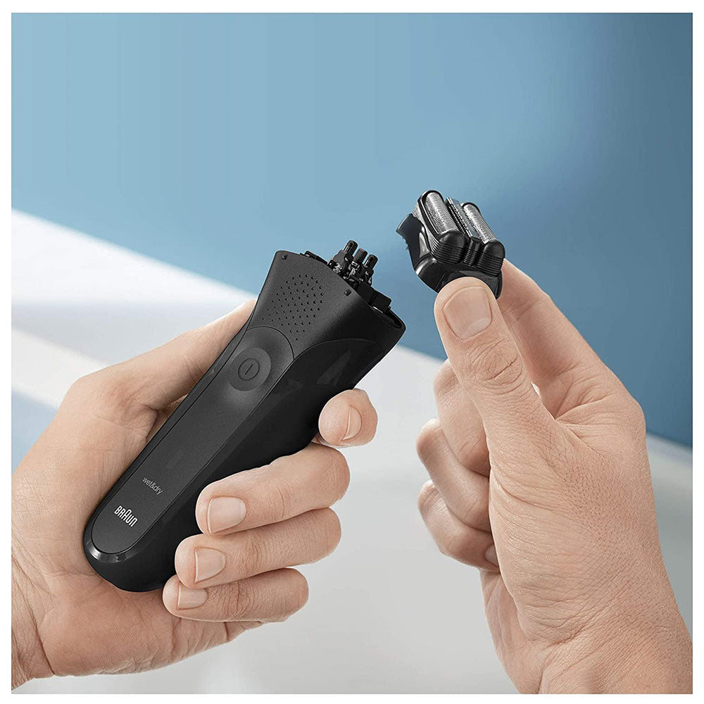 Braun Series 3 Rechargeable Electric Shaver Black 300s Electric Foil Razor
