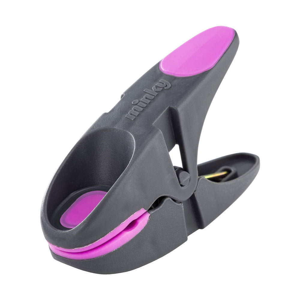 Minky 12 Sure Grip Jumbo Pegs Secondary image