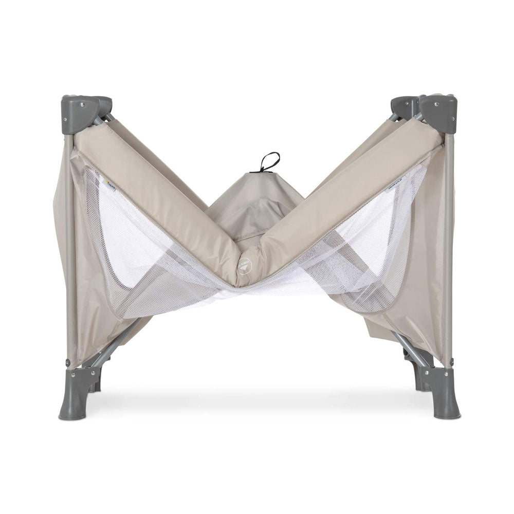 Hauck Dream N Play Travel Cot For Babys And Toddlers - Beige