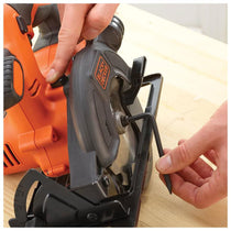 Black & Decker 18V Cordless Electric 140mm Circular Saw with Blade And Dust Extraction - Bare Unit