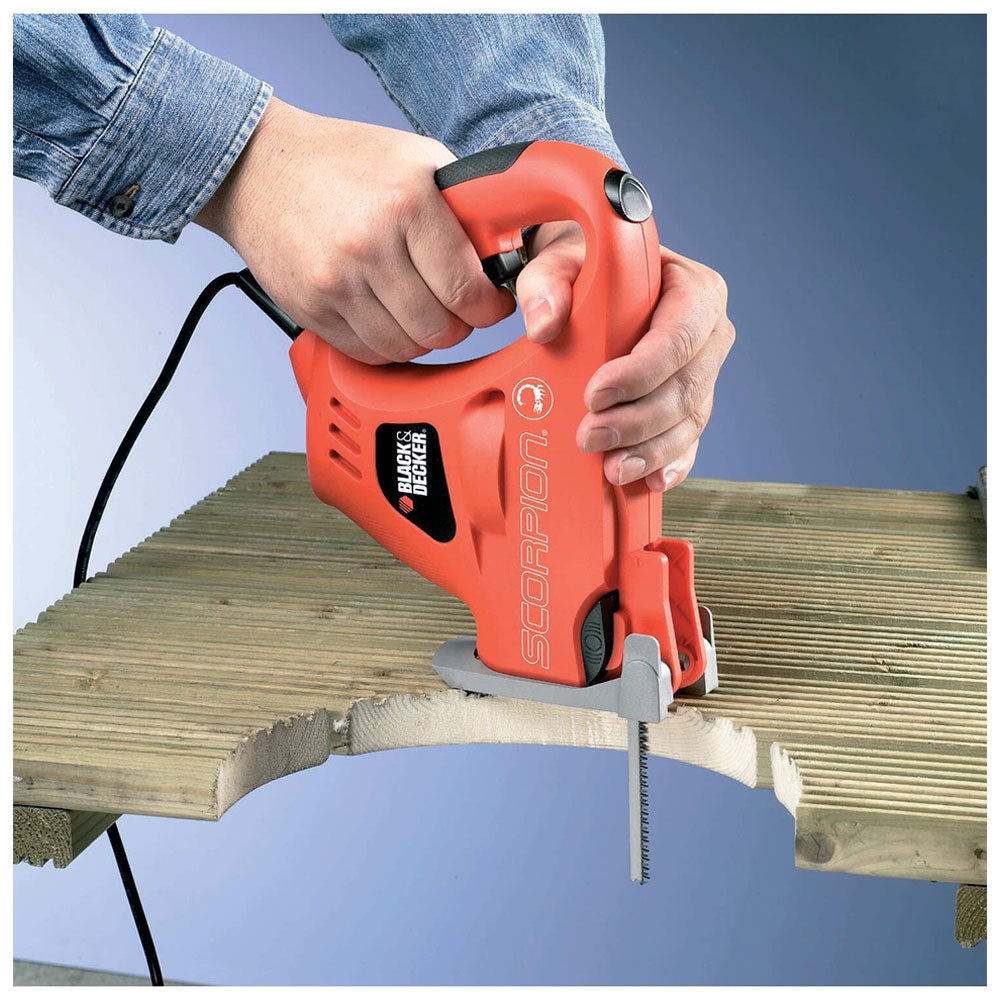 Black & Decker Scorpion Powered Electric Handsaw With 3 Blades And 10mm Stroke Length 400W 230V - Black/Orange Secondary image