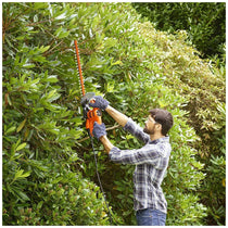 Black & Decker Hedge Trimmer Ergonomic Design, 45cm, 420W, 240 V