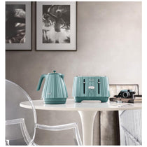 Delonghi Ballerina Electric Jug Kettle Plastic 3000 W 1.7 Litre - Green
