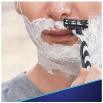 Gillette Mach3 Razor Plus 2 Blade Refills for Men