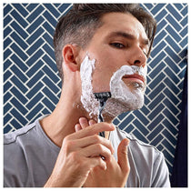 Gillette Mach3 Razor Plus 2 Blade Refills for Men