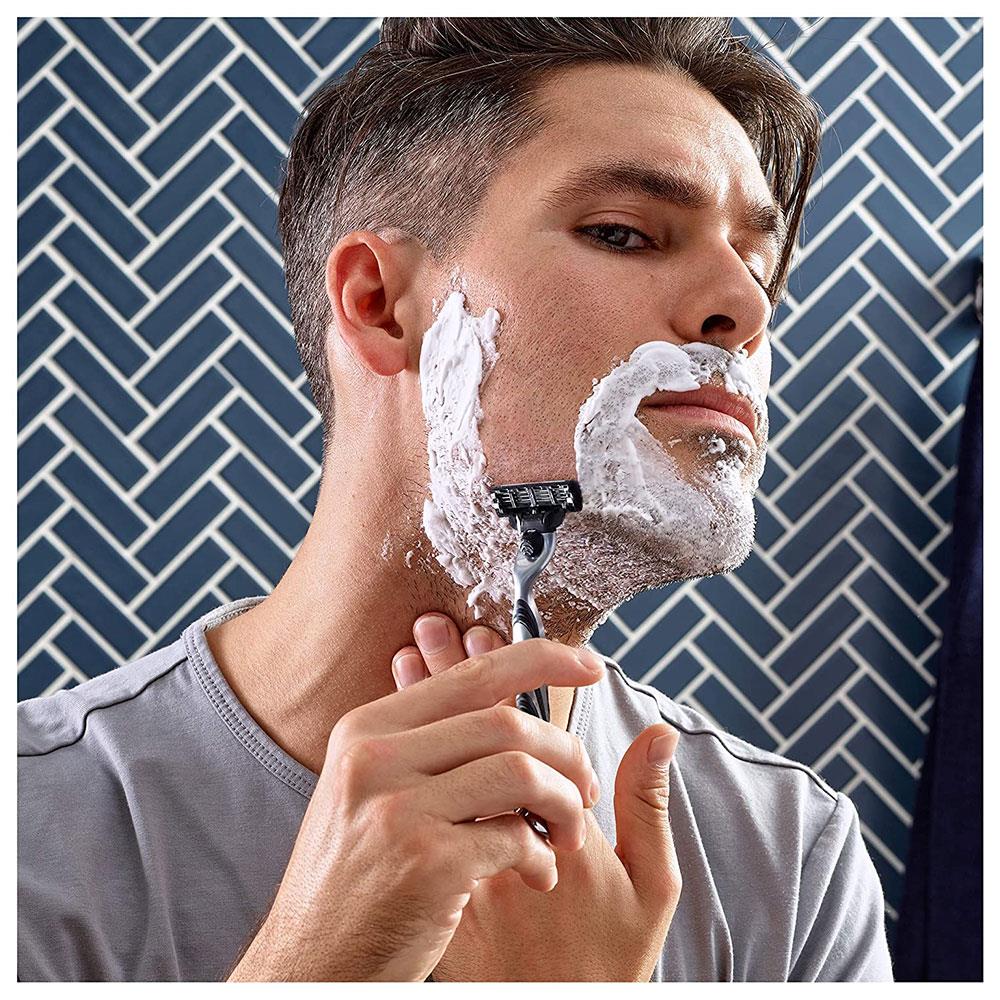 Gillette Mach3 Razor Plus 2 Blade Refills for Men