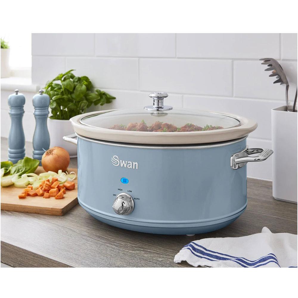 Swan Retro Slow Cooker With 3 Temperature Settings 320 W 6.5 Litre - Blue