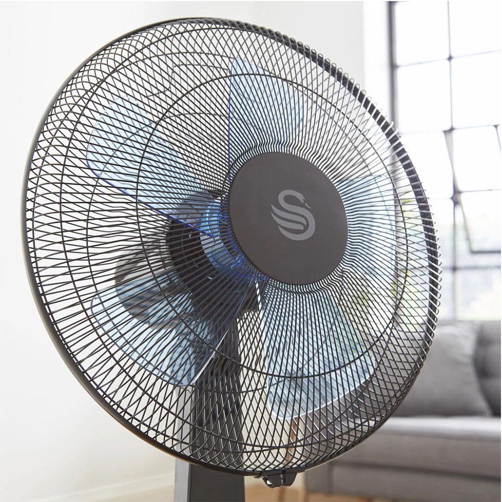 Swan Silence 16 Inch Stand Fan With Remote Controlled 60 W - Black