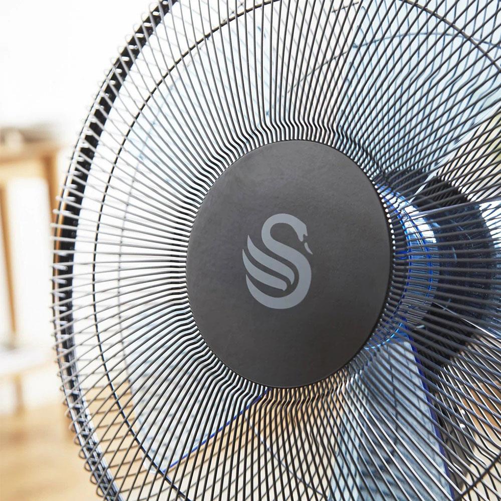 Swan Silence 16 Inch Stand Fan With Remote Controlled 60 W - Black