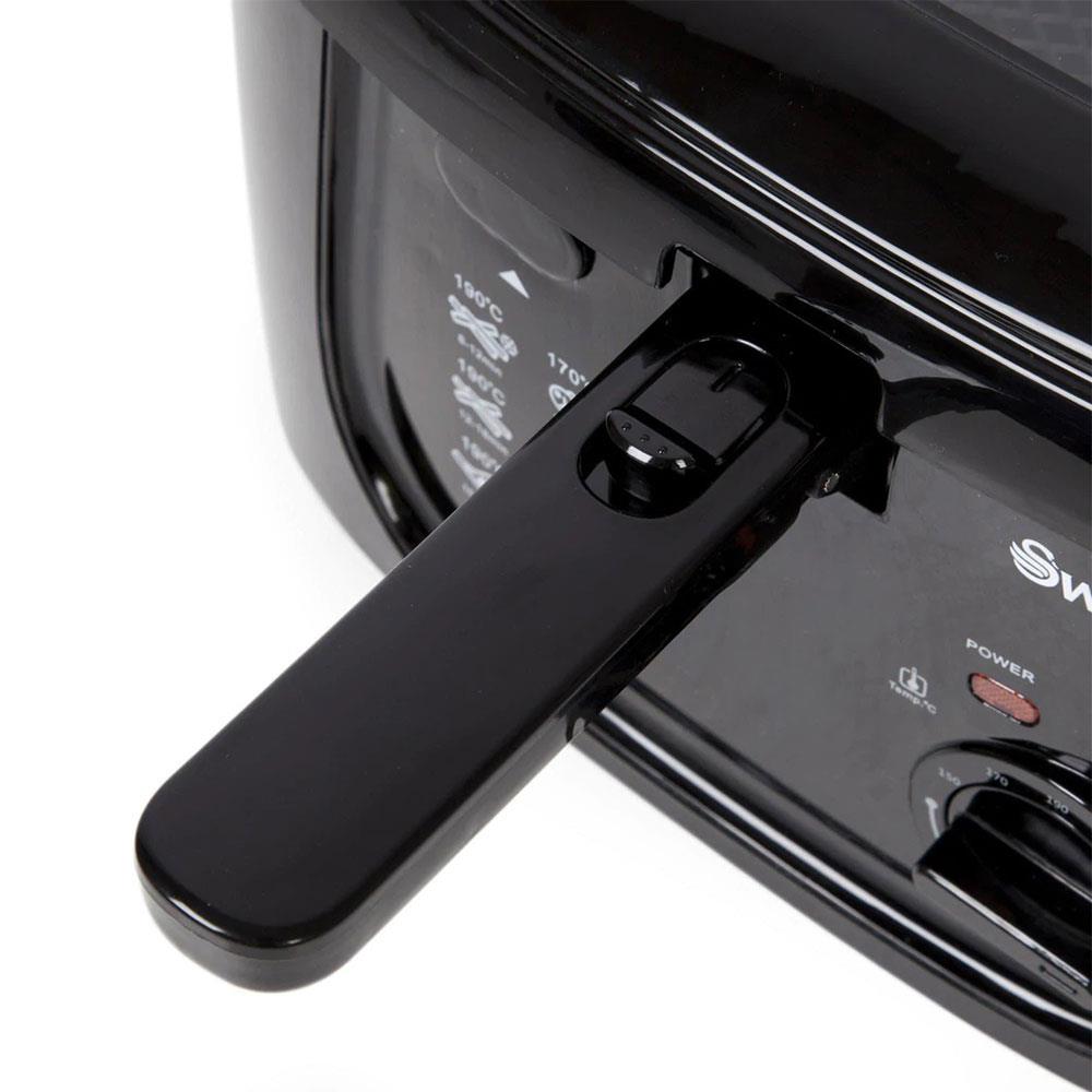 Swan Square Deep Fat Fryer With Viewing Window 1800 W 2.5 Litre - Black