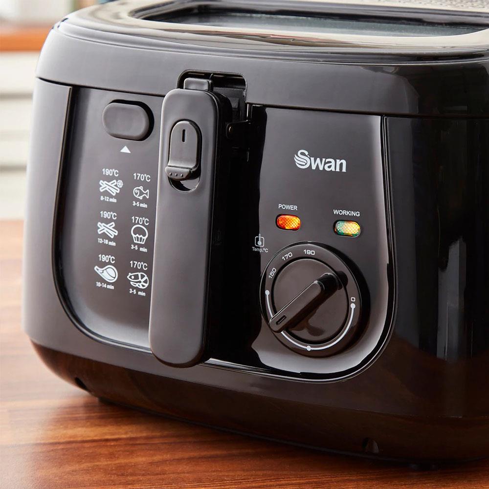 Swan Square Deep Fat Fryer With Viewing Window 1800 W 2.5 Litre - Black