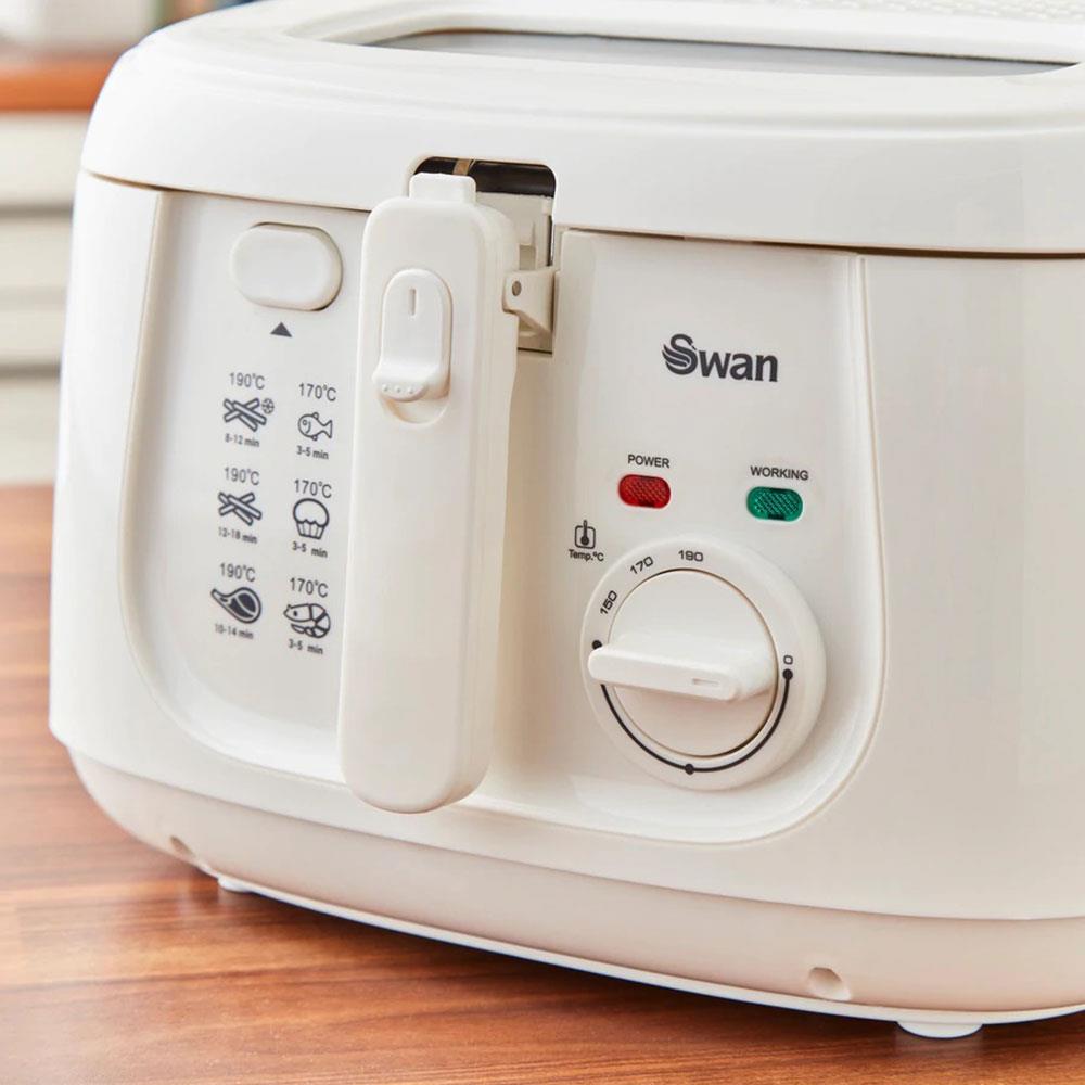 Swan Square Deep Fat Fryer With Viewing Window 1800 W 2.5 Litre - White