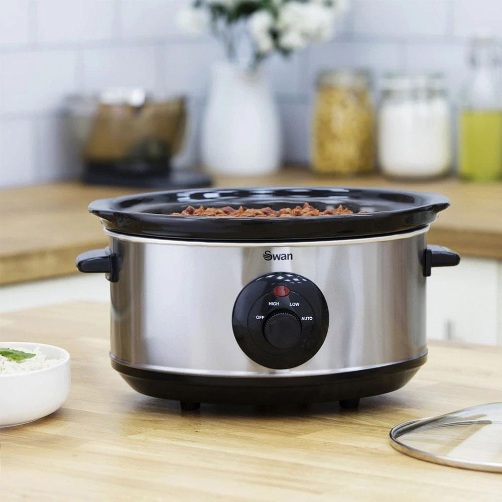 Swan Stainless Steel Slow Cooker With 3 Cooking Settings 3.5 Litre 200 W - Silver