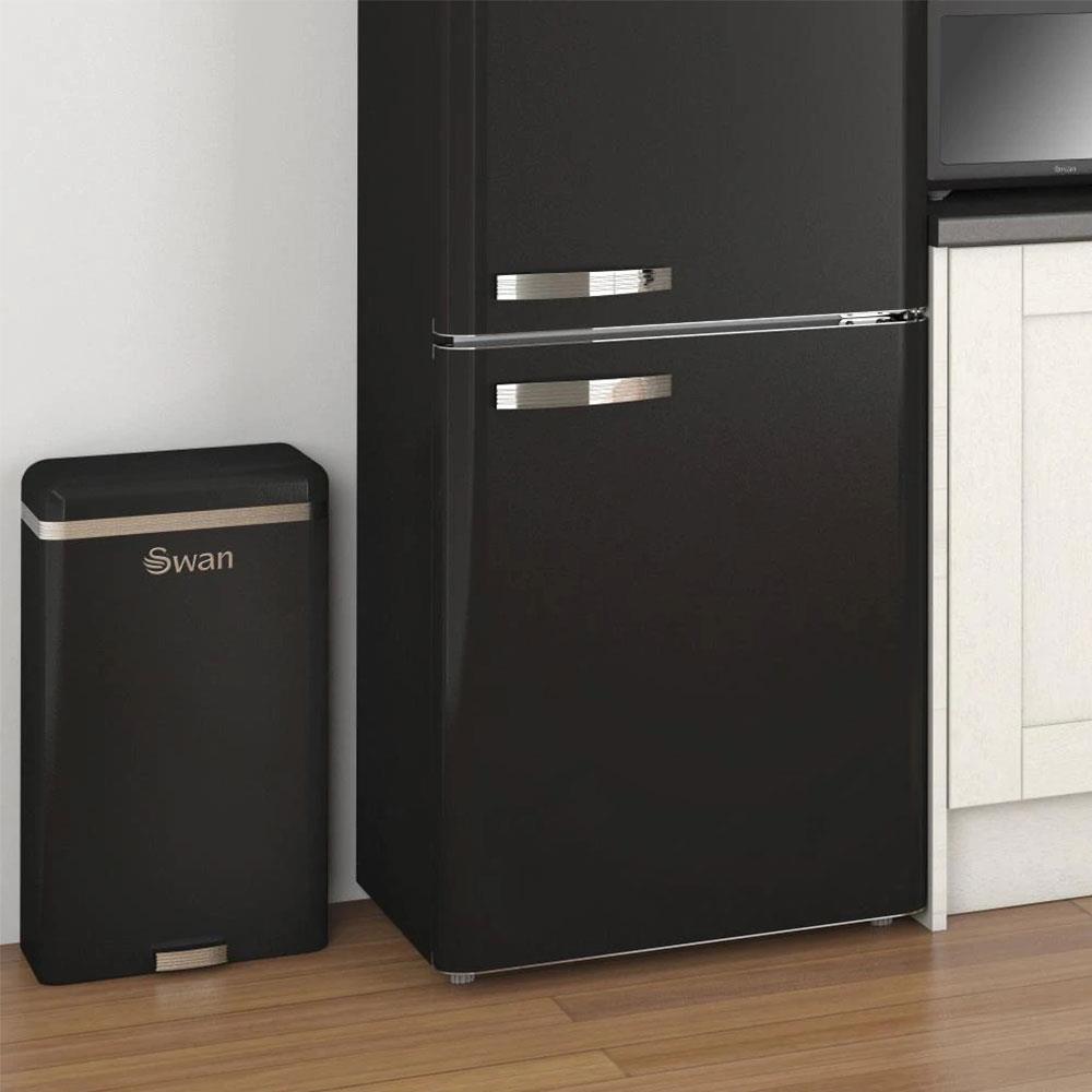 Swan Retro Square Sensor Bin With Infrared Technology Square 45 Litre - Black