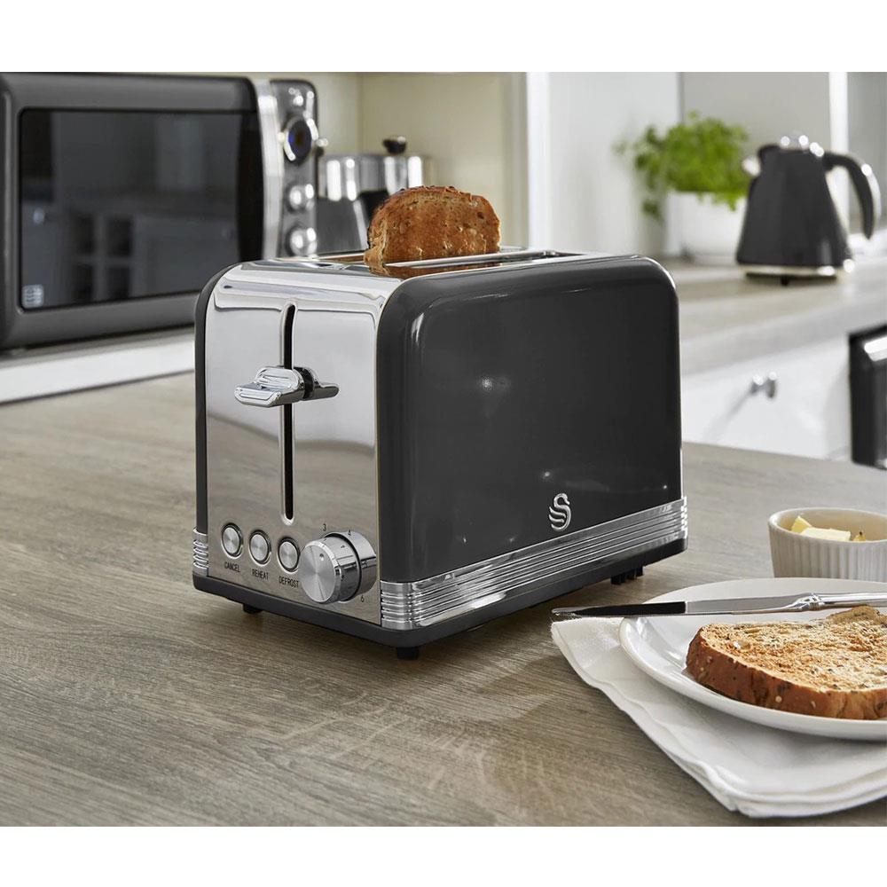 Swan Retro 2 Slice Toaster With Defrost Reheat And Cancel Functions Stainless Steel 815 W - Black
