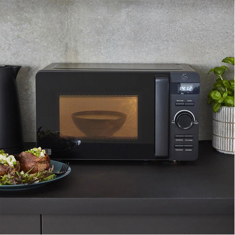 Swan Stealth Digital Microwave Glass Various Power Levels 800 W 20 Litre - Black