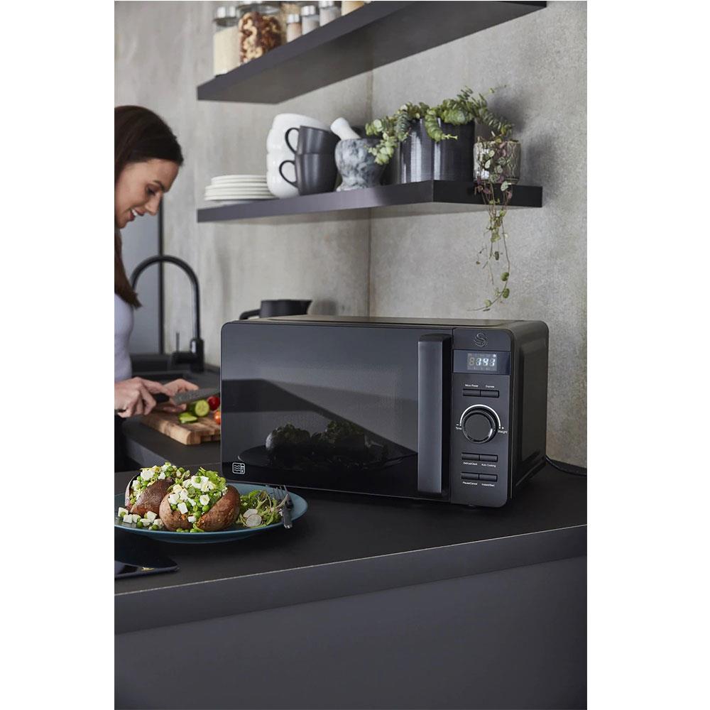 Swan Stealth Digital Microwave Glass Various Power Levels 800 W 20 Litre - Black