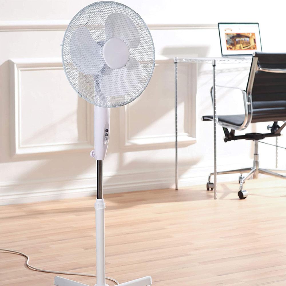 Daewoo 16 Inch Portable Pedestal Floor Fan 3 Speed Settings - Cross Base - COL1642 Secondary image