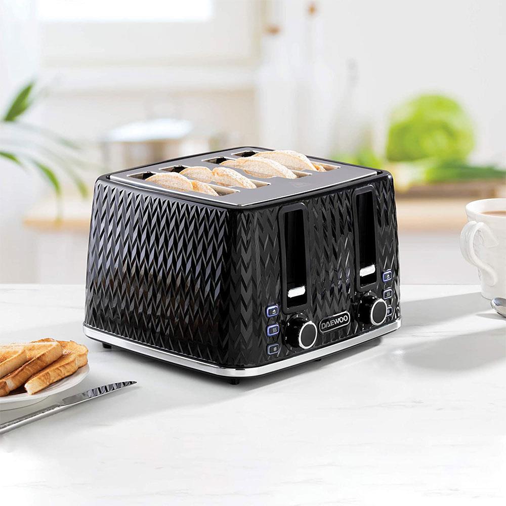 Daewoo Argyle 4 Slice Toaster With Reheat Cancel And Defrost Functions 1600 W - Black