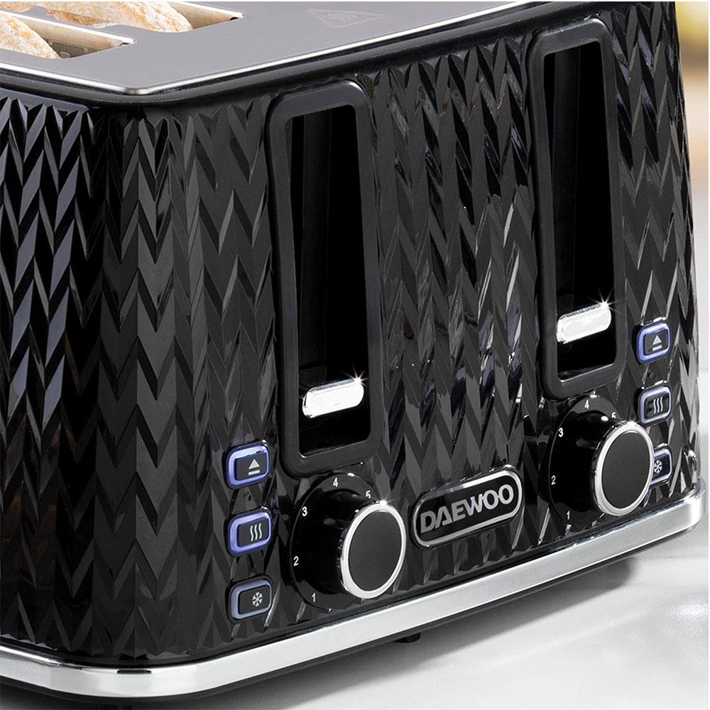Daewoo Argyle 4 Slice Toaster With Reheat Cancel And Defrost Functions 1600 W - Black