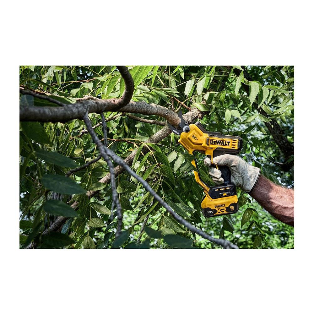 Dewalt XR 18V Handheld Pruner Bare Unit