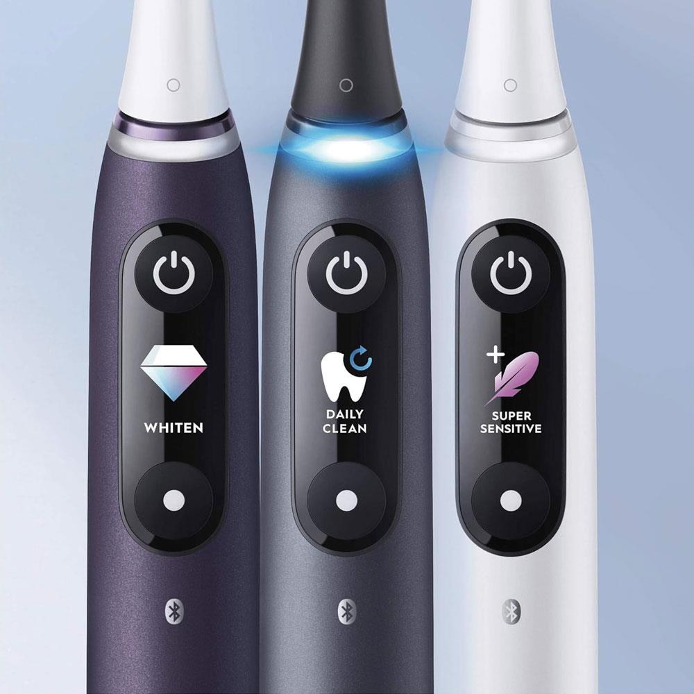 Oral-B iO8 Electric Toothbrushes With Magnetic Technology 6 Modes Travel Case - Black