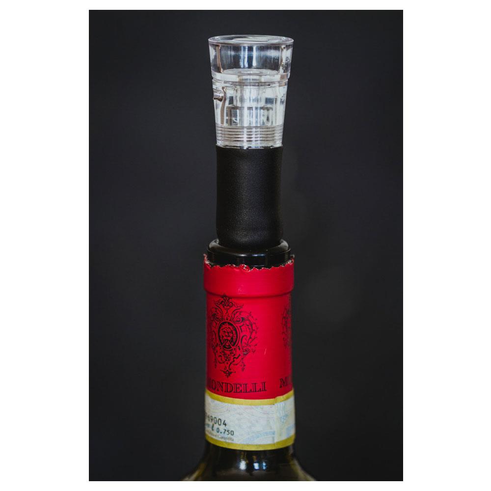 KitchenCraft BarCraft Vacuum Wine Pump Stopper And Wine Preserver Wine Bottle Saver - Black