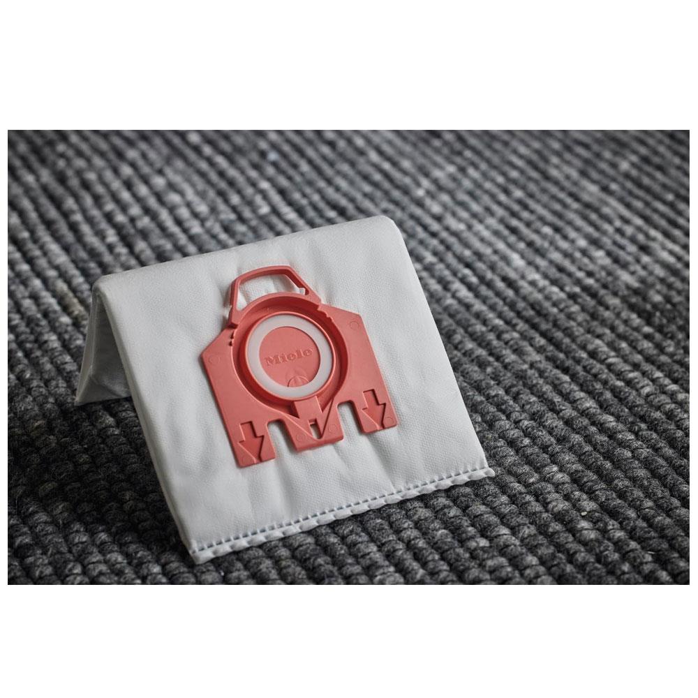 Miele HyClean Pure FJM 3D Efficiency Vacuum Cleaner Bags 4 Pack - Red