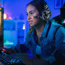 Vybe Camo Wired Gaming Headset With LED Lights - Jungle Green
