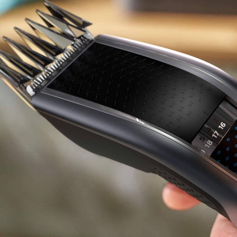 Philips Series 5000 Hair Clippers Fully Washable With Self-Sharpening Stainless Steel Blades With 3 Combs - Silver/Black