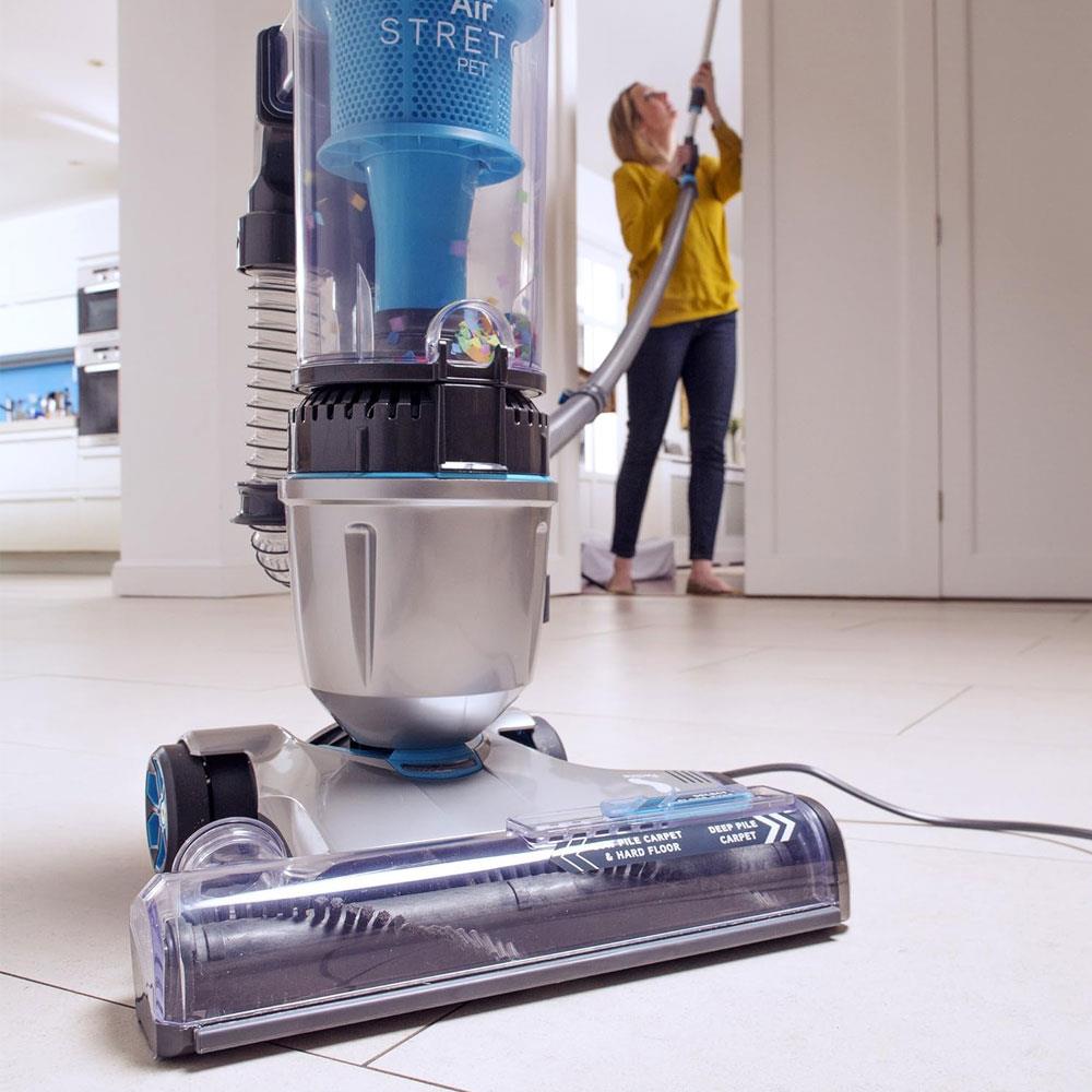Vax Air Stretch Pet Upright Vacuum Cleaner 820W 1.5 Litre Capacity - Silver/Blue