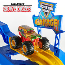 Monster Jam 1:64 Garage Playset And Storage With Exclusive Grave Digger Monster Truck - Multicolour