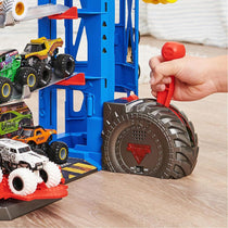 Monster Jam 1:64 Garage Playset And Storage With Exclusive Grave Digger Monster Truck - Multicolour
