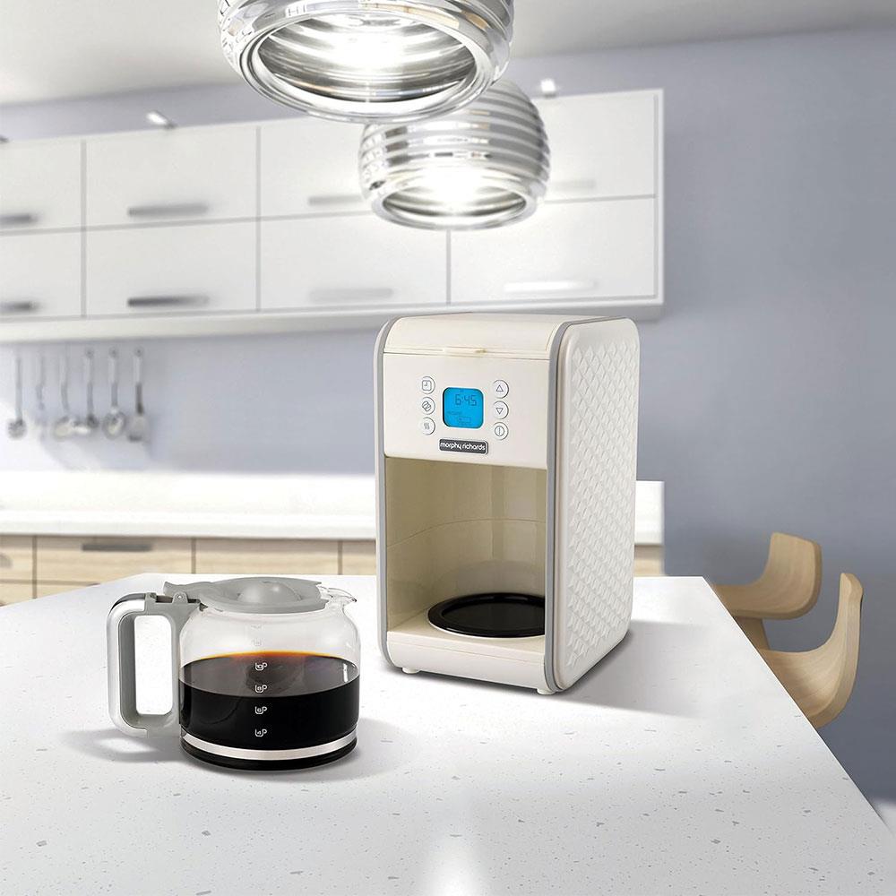 Morphy Richards Vector Pour Over Filter Coffee Machine 900W 1.8 Litres - Cream