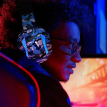 Vybe Camo Wired Gaming Headset With LED Lights - Marine Blue