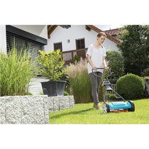 Gardena Cylinder Lawnmower Classic 330 33cm - Blue/Black