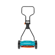 Gardena Cylinder Lawnmower Classic 330 33cm - Blue/Black