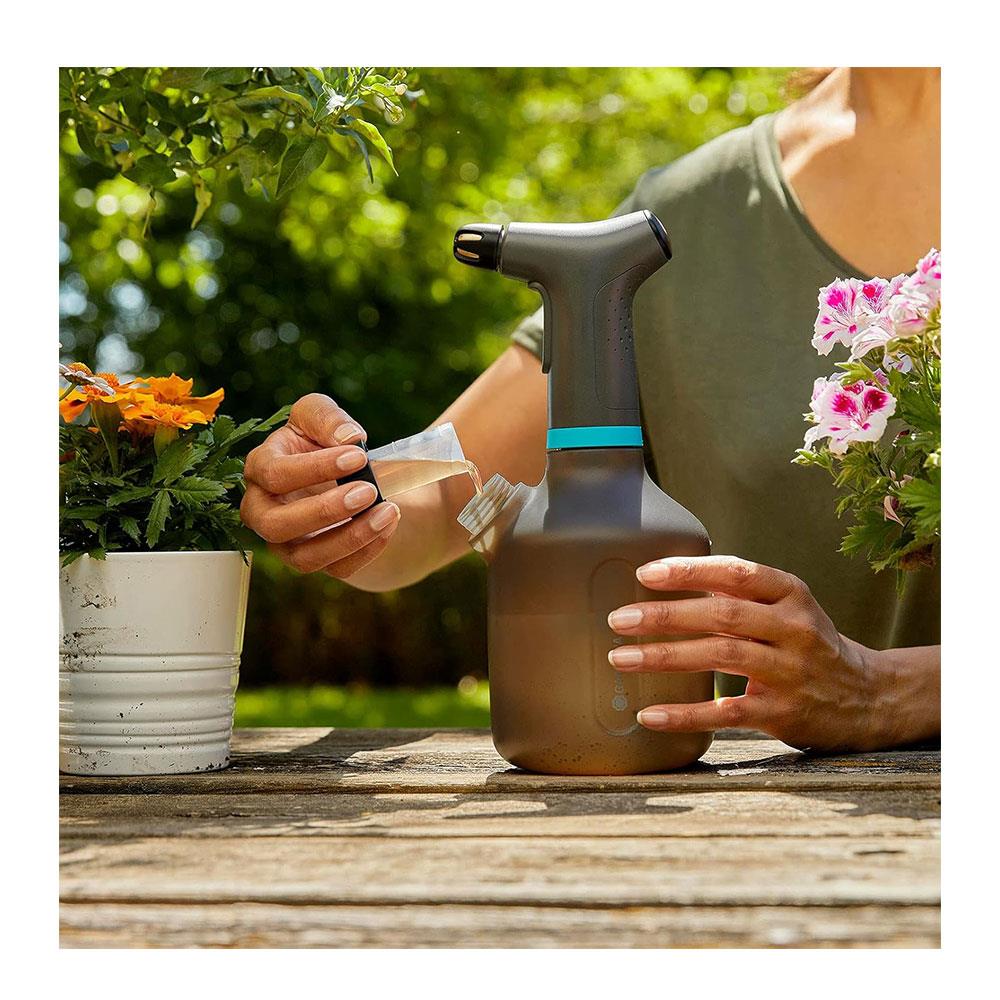 Gardena Pump Sprayer 1 EasyPump Battery Operated With 360° Water Level Indicator - Orange/Grey