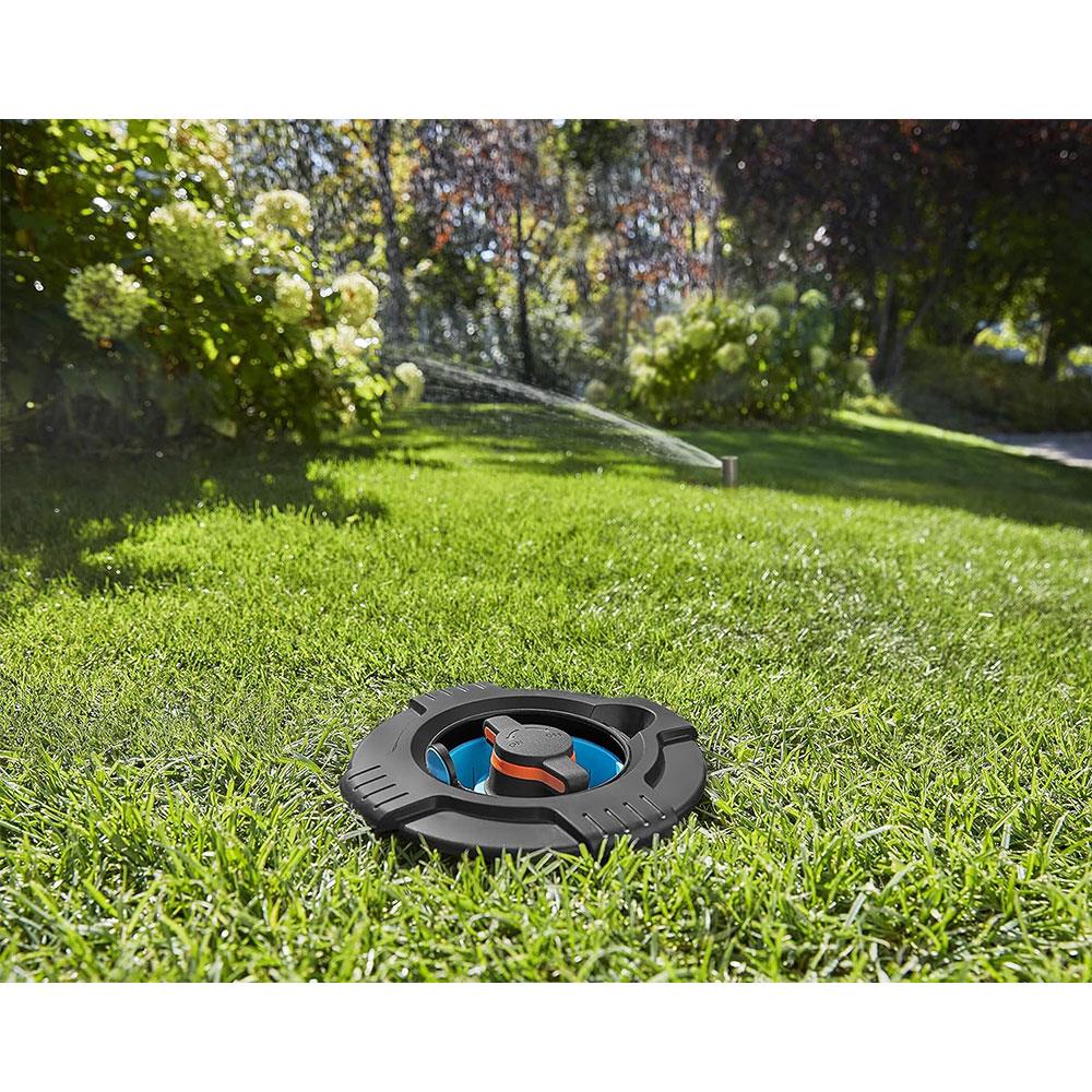Gardena Regulator And Shut-Off Valve With 3/4 Inch External Male Thread - Black