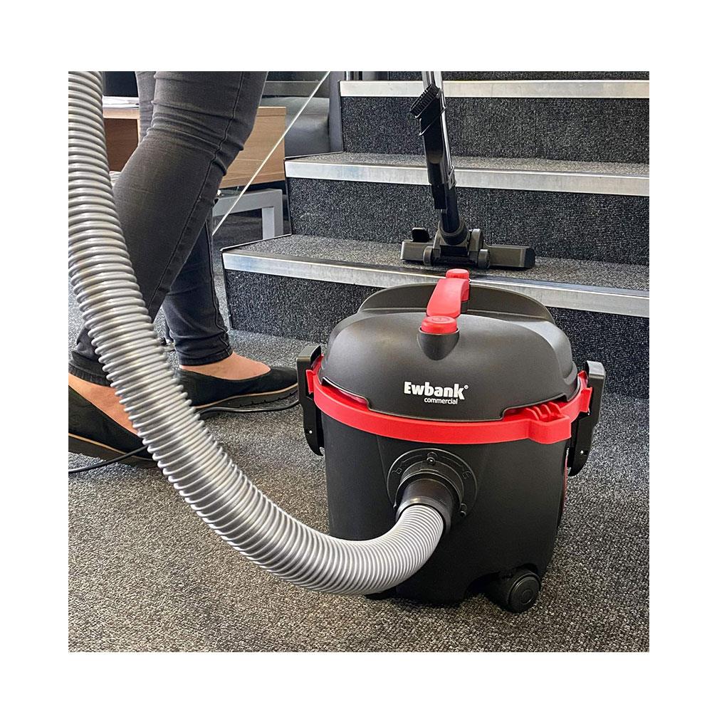Ewbank DV6 Dry Drum Vacuum Cleaner 700W 6 Litre Dust Container - Black/Red