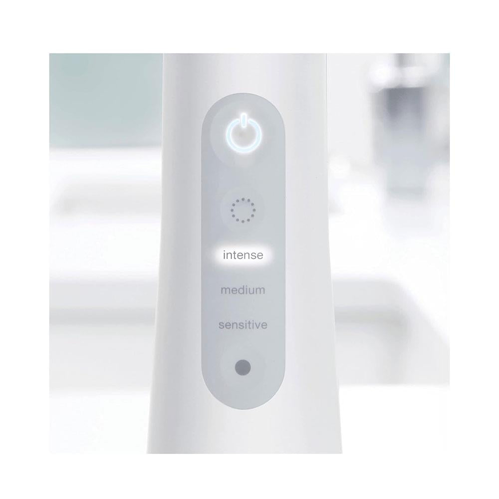 Oral-B Aquacare 6 Pro-Expert Water Flosser Oral Irrigator Featuring Oxyjet Technology With 6 Cleaning Modes - White