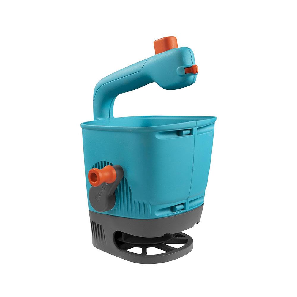 Gardena Hand Held Feed Grass And Salt Spreader M - Multicolour