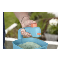Gardena Hand Held Feed Grass And Salt Spreader M - Multicolour