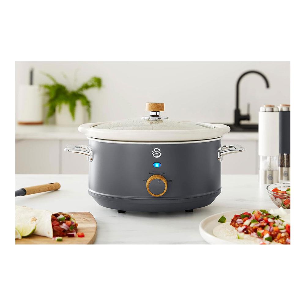 Swan Nordic Slow Cooker 3.5 Litres With Glass Lid & 3 Temperature Settings 200W - Grey