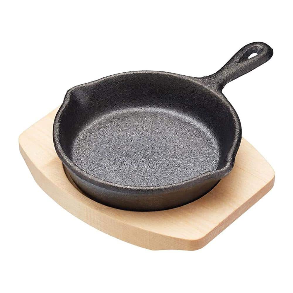 Artesa Mini Cast Iron Skillet Frying Pan With Wooden Serving Board 11cm - Black/Beige Main image