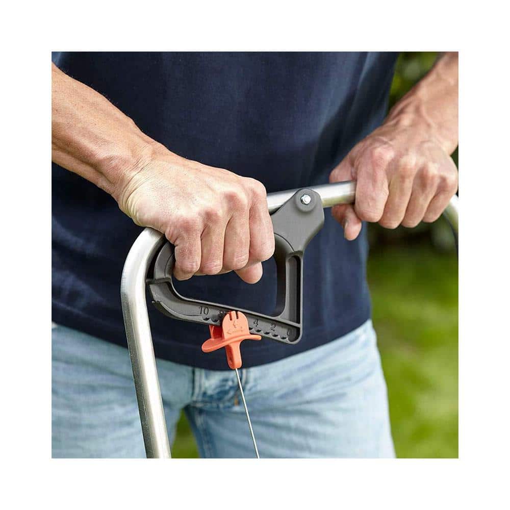 Gardena Spreader L For Delivering Fertiliser Seeds & Salt With Locking Slide 12.5 Litre Capacity - Blue