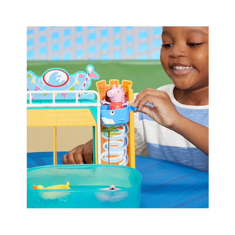 Peppa Pig Toys Peppa's Waterpark Playset With 15 Pieces 2 Figures Kids Toys - Multicolour