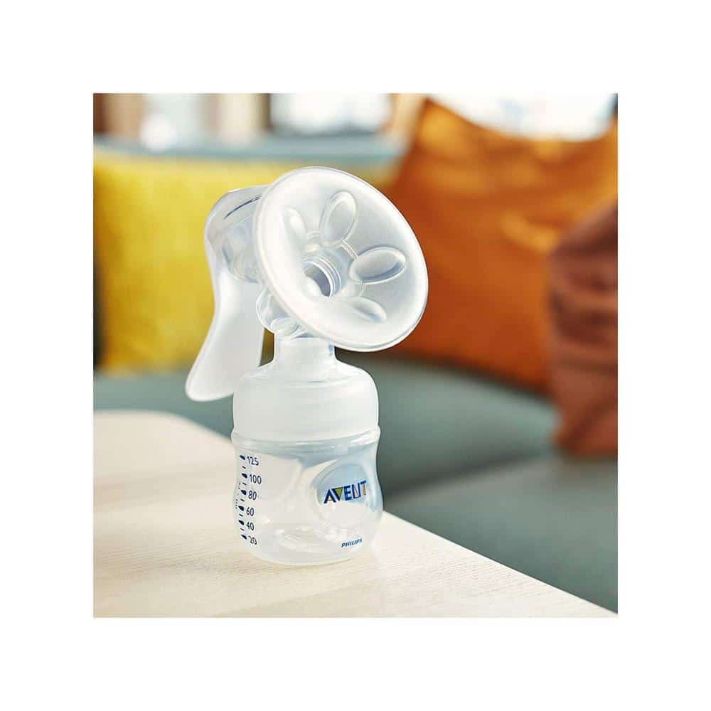 Philips Avent Manual Breast Pump Ultra Comfort 0–6 Months 125ml Natural Bottle - White Secondary image