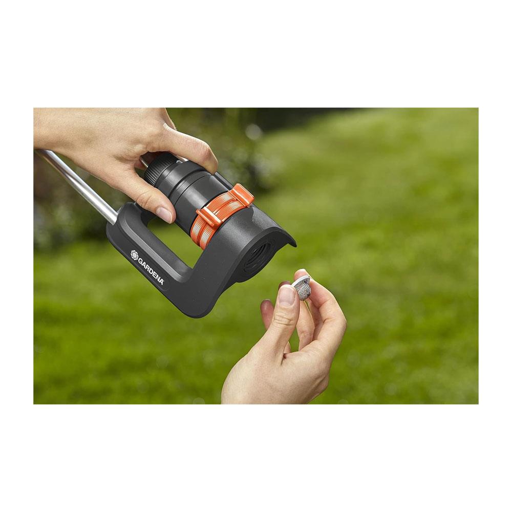 Gardena Oscillating Sprinkler Aqua L 120-280m² Area Coverage 8m-18m Range of Spray - Black/Orange Secondary image