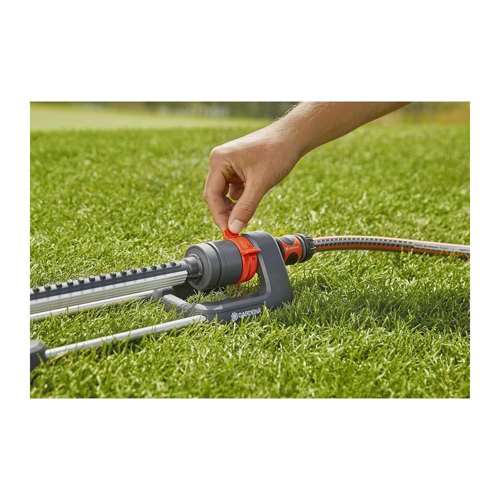 Gardena Oscillating Sprinkler Aqua L 120-280m² Area Coverage 8m-18m Range of Spray - Black/Orange